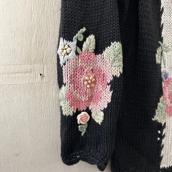 Vintage Maggie Lawrence Cardigan 80s Black Knit Flower Sweater Medium Read - Picture 4 of 16